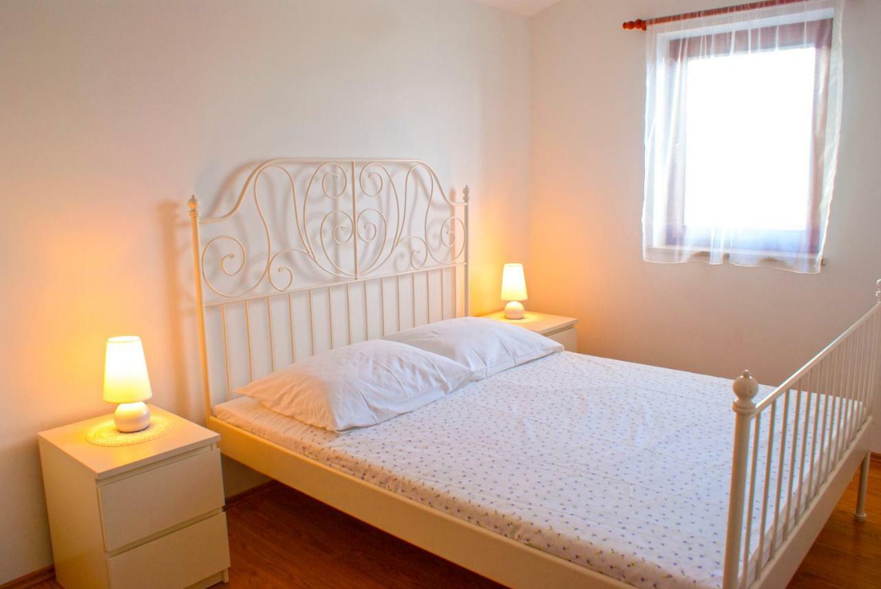 Apartmani Ribarica**** كارلوباغ المظهر الخارجي الصورة